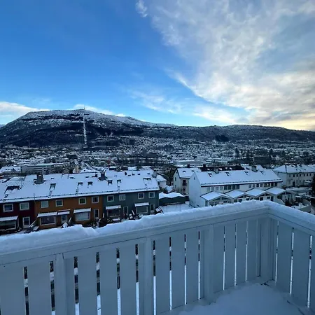 Great Overlooking Appartamento Bergen