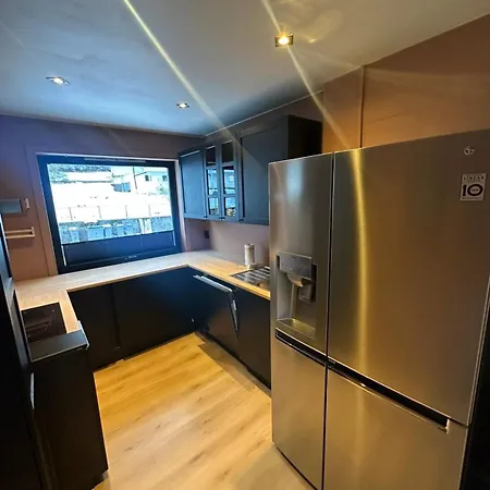 Great Overlooking Apartman *